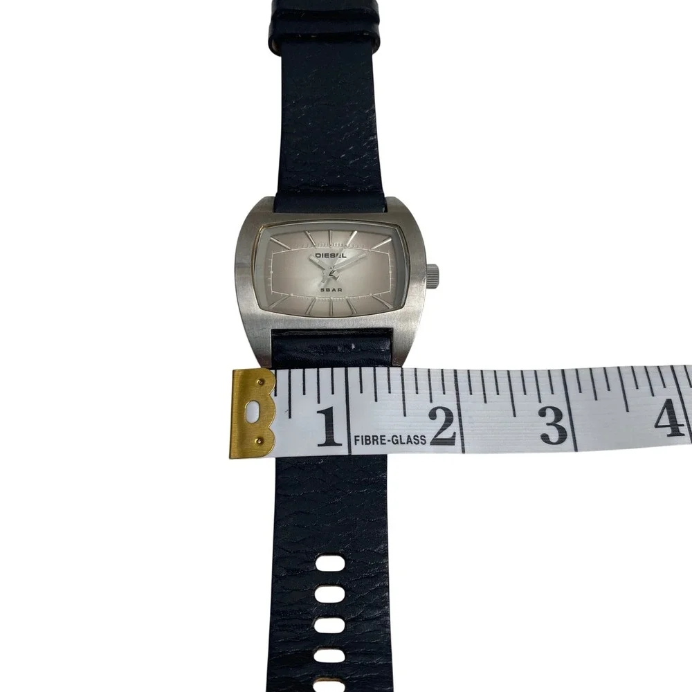 VTG Y2K DIESEL‎ DZ-2062 Analog Watch Black Leather Silver Large Rectangular Face